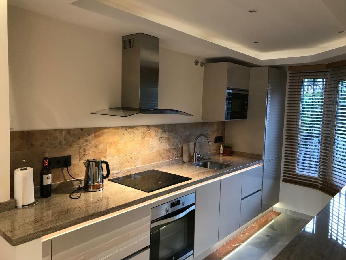 Las Lomas De Cabopino Marbella Ngoại thất bức ảnh